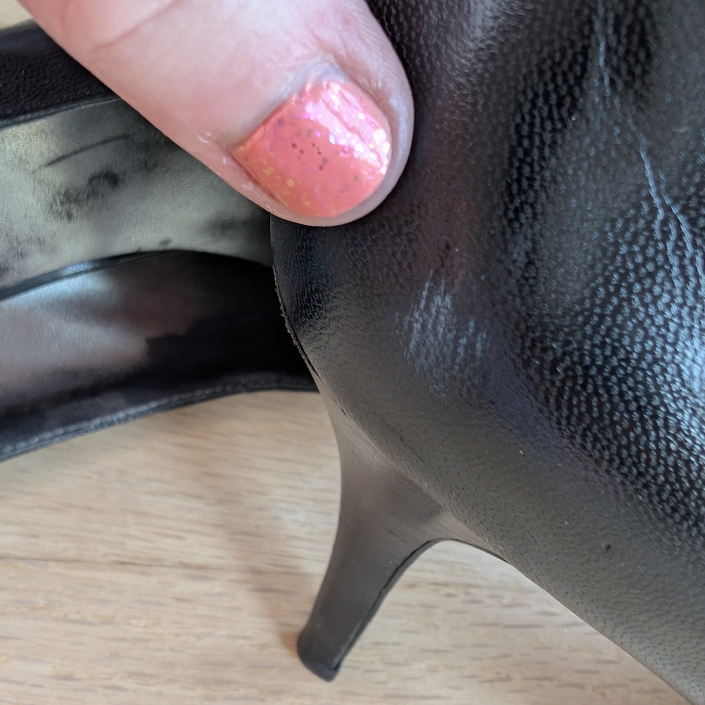 Nine West Classic Platform Stilleto Black Leather Heels (Size 8) - Picture 9 of 16
